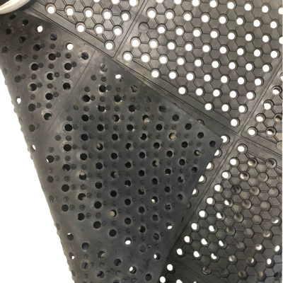 Mat with Holes, Workshop | Avtomobil döşəmə paspasları