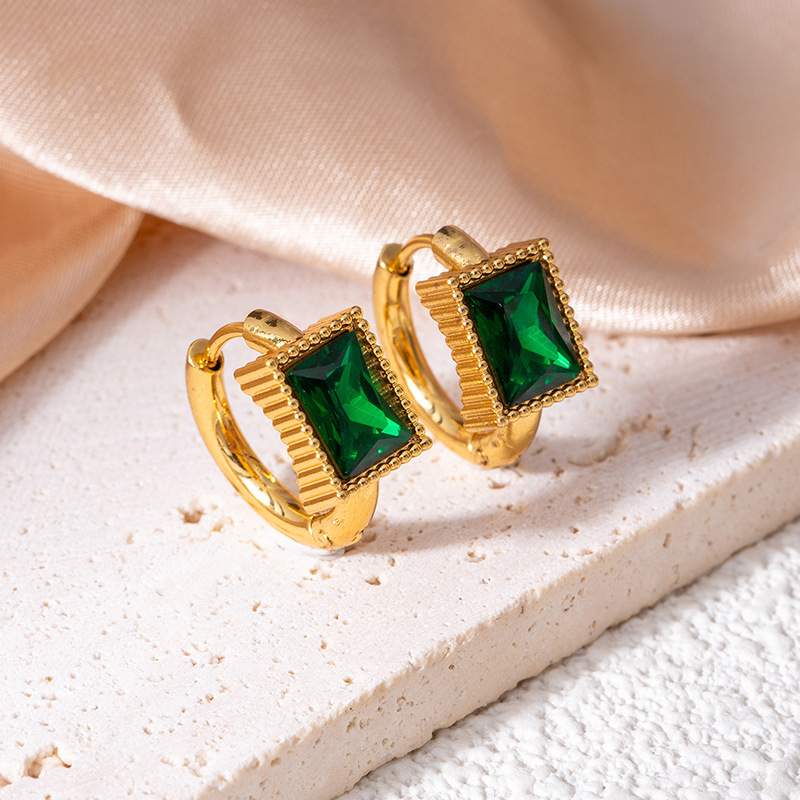 Green cubic zirconium earrings 1360