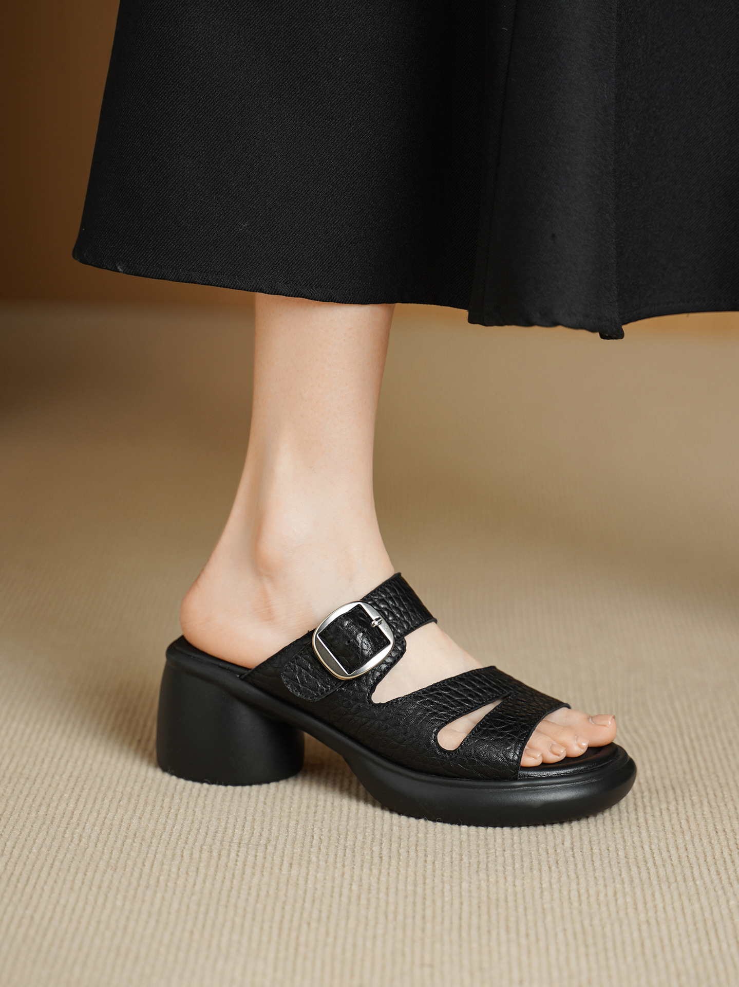 Sandal cao gót nữ hở mũi đế dày da dê 7 cm — đen chi tiết 9