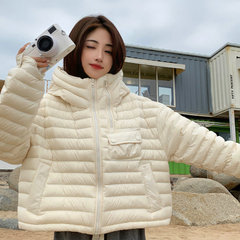 軽くて薄いショートダウンジャケットレディースハイエンド新作冬婦人服韓国風ゆったり大きいサイズダックダウン平湖HD