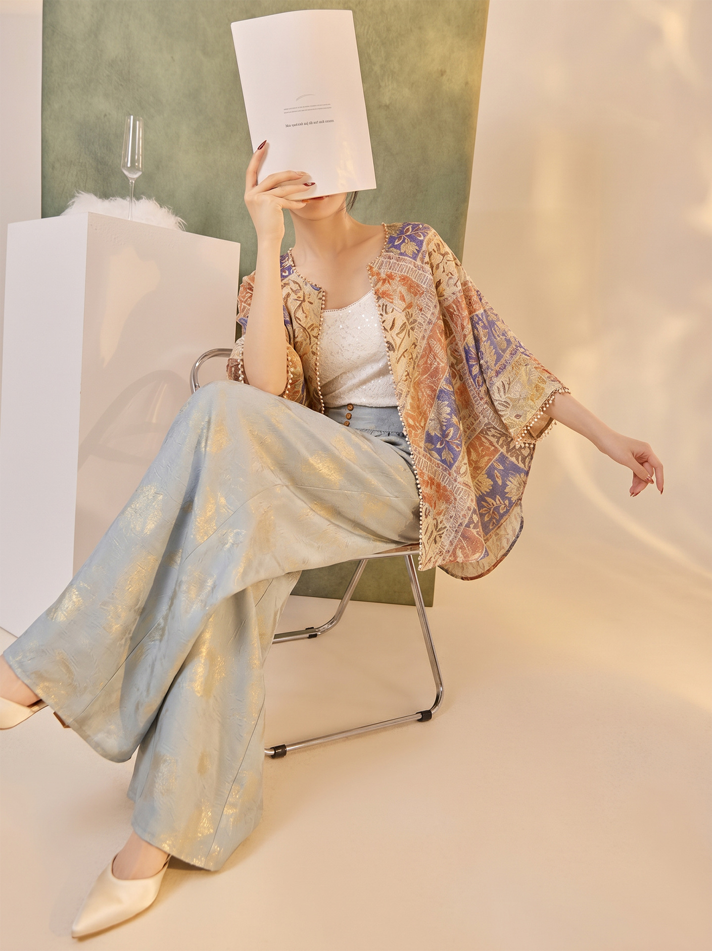 Áo cardigan mùa hè mỏng nhẹ thoáng khí, họa tiết in chống nắng đính cườm, dáng rộng — Xanh da trờicolor, Thái Đường