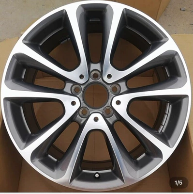 disassembled wheel hubs — Hub - no-20-e-series-18inch-single-wheel-hub