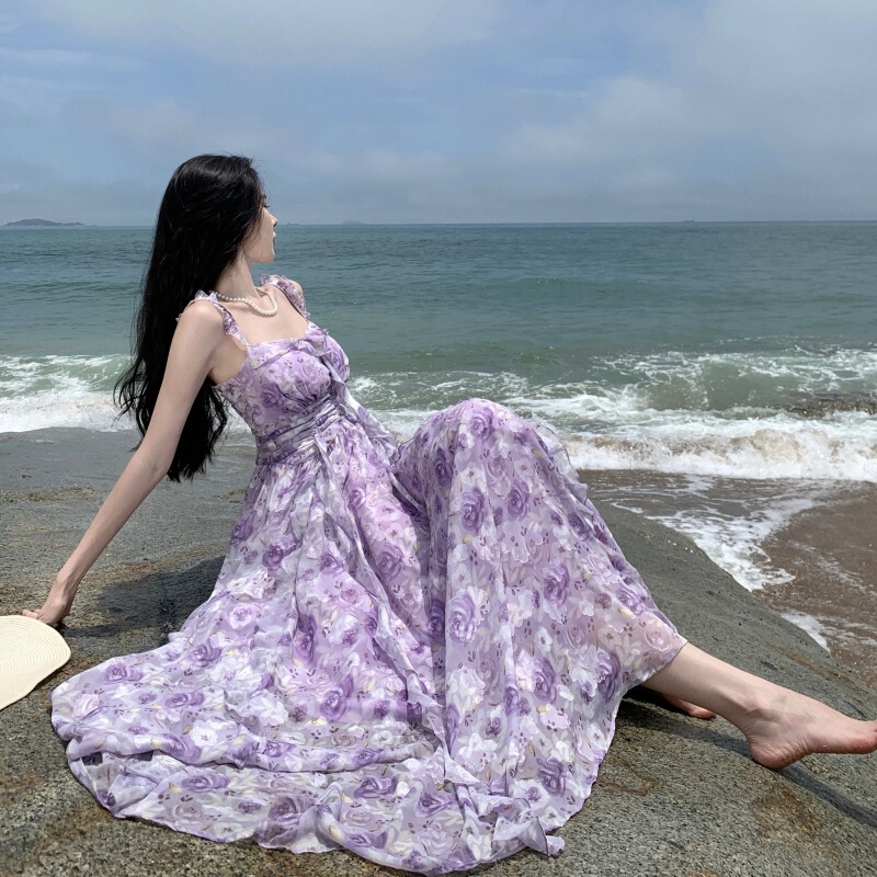 Real Shot 2023 Summer French Style Retro Iris Print and Floor-to-Floor Slim Fairy Sling Dress Beach Long Dress Real Shot 2023 Summer French Style Retro Iris Print and Floor-to-Floor Slim Fairy Sling Dress Beach Long Dress