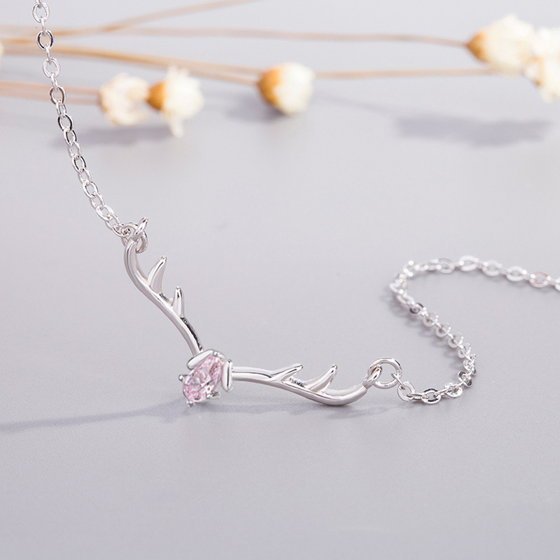 ED034 розовый бриллиант (с крестообразной цепочкой)