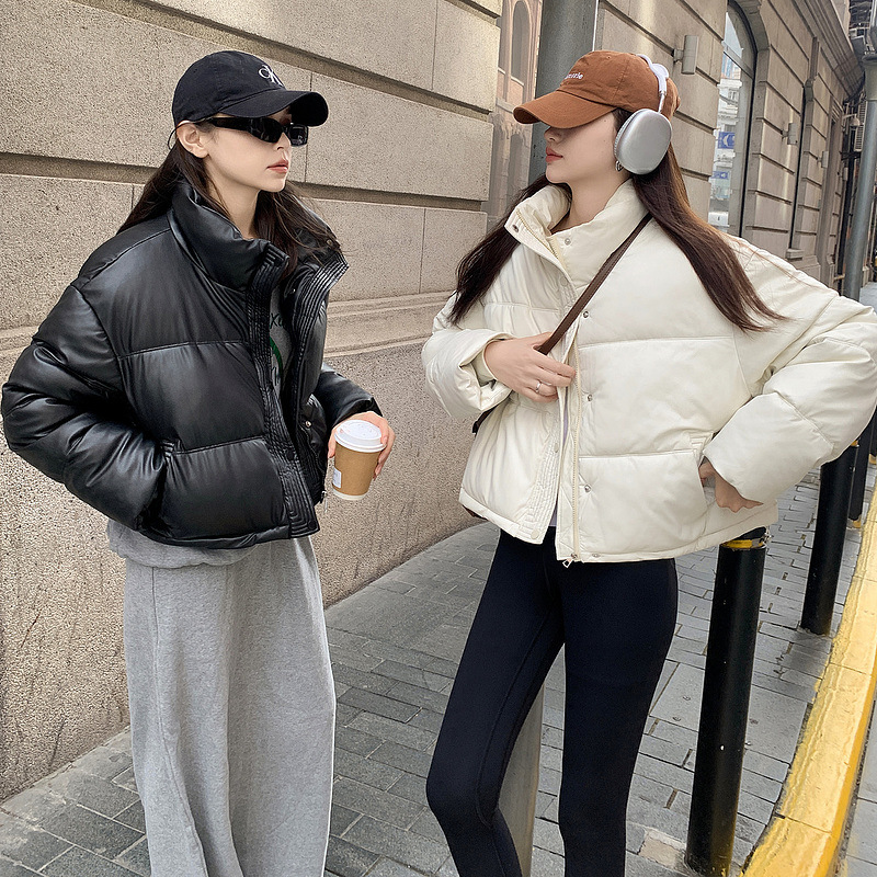 Ropa de algodón corta para mujeres 2024 invierno nuevo hombre pequeño europeo y americano cuello de pluma chaqueta de algodón mujer PU grueso chaqueta de algodón chaqueta de moda image 3
