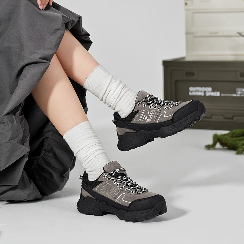 Giày sneaker unisex đế dày phong cách thể thao ngoài trời — 1888 Yến Mạch Nâu