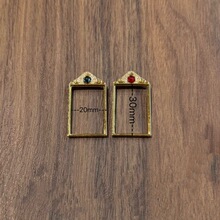 �ƿ��п��е������ ��ɫ�p���R���zӡ�c�߅����Ů�����