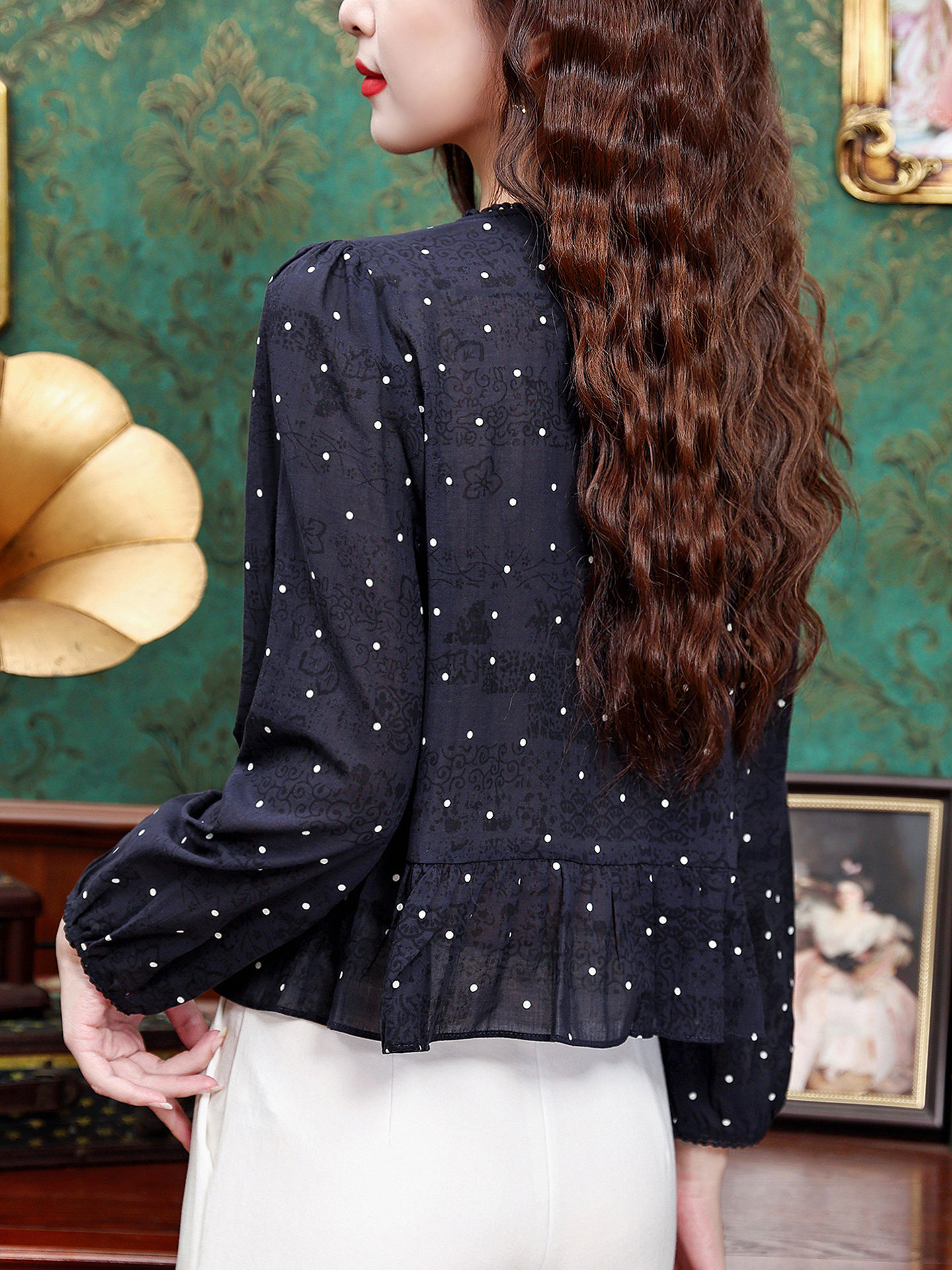 Áo sơ mi nữ tay dài cổ nơ bướm họa tiết chấm bi phong cách vintage — Xanh lông mòng đen