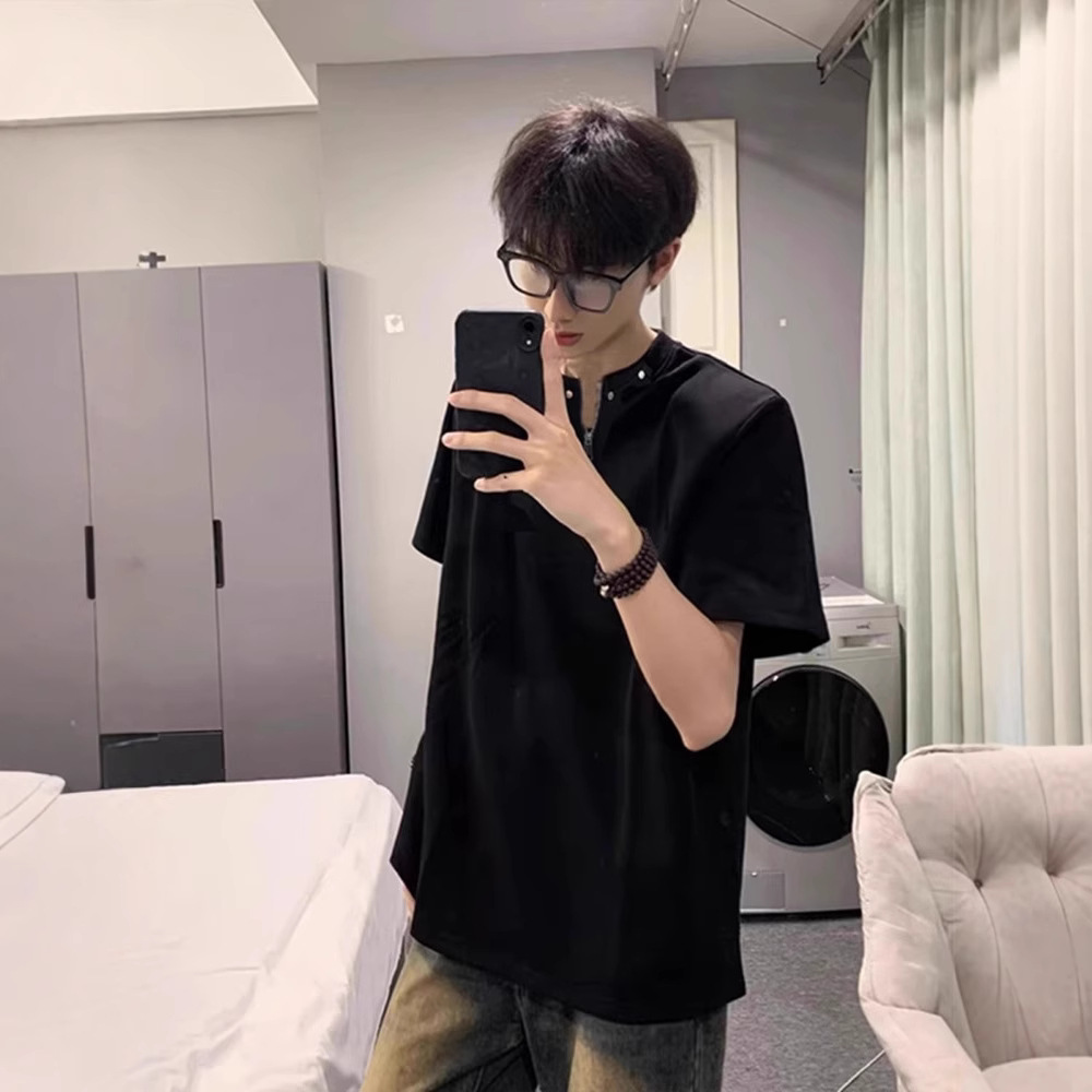 남성과 여성을위한 하이 엔드 하프 지퍼 어깨 패드 티셔츠 여름 무거운 짧은 소매 미국 스타일 하이 스트리트 리벳 디자인 하프 슬리브 패션