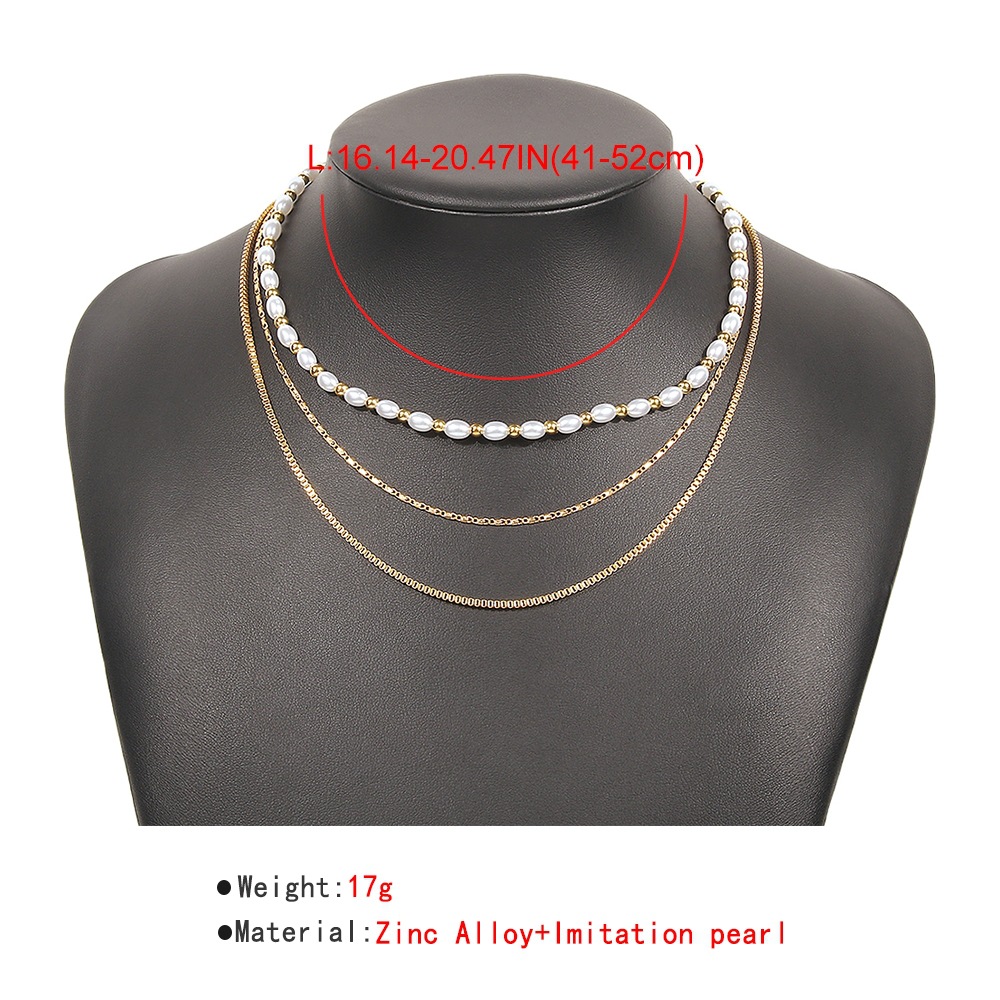 Simple Niche Design Sense Multi-layer Necklace Geometric Imitation Pearl Chain Necklace display picture 4