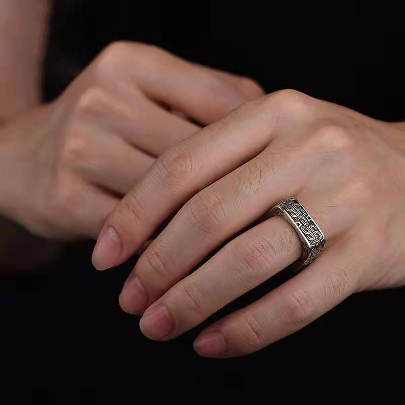 Herrenring Quadratisch Vintage - Einzigartiger Schmuck Schwarz_voghion.com