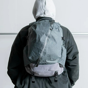 Lightweight Mountaineering Bag, Hiking Sports Outdoor Bag, Camping Travel Backpack, Lightweight Water-Repellent Casual Men's Backpack