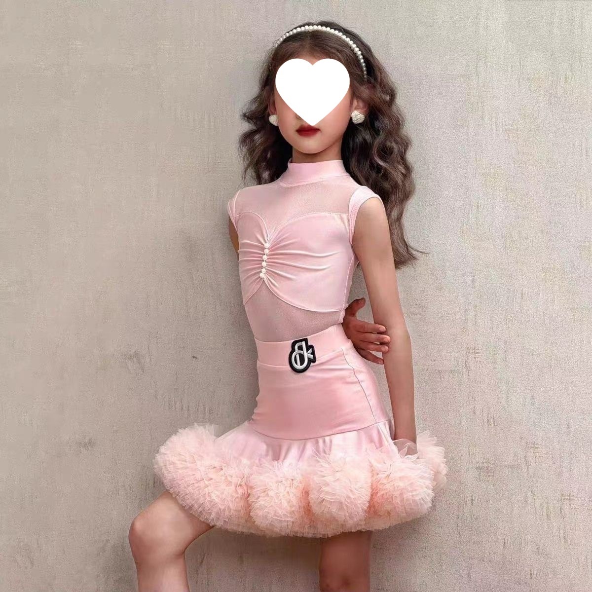 High-end Latin dance costume, 2026 summer new style, popular practice and performance dance costume for girls and children.