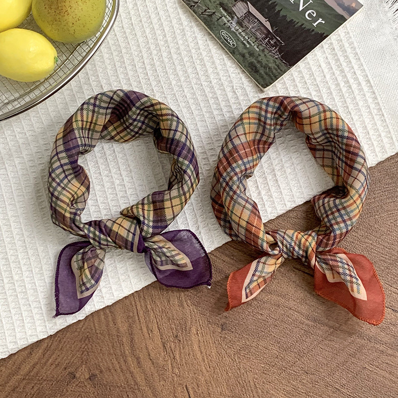 Pañuelo pastoral femenino de verano nuevo estilo cintura pequeña bufanda cuadrada bufanda de seda sensación de alta calidad suave cuello bufanda pequeña chal al por mayor