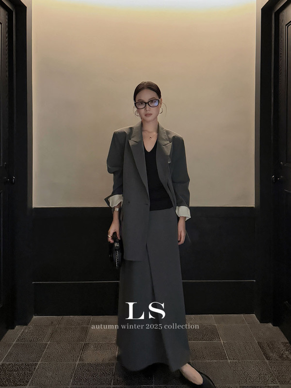 【LS新品牌】黑标极简大牌 早秋上新极简纯色通勤百搭半身裙30275|undefined