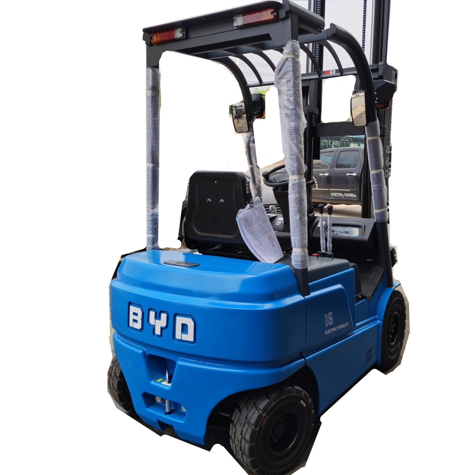 1.6吨比亚迪锂电池电动叉车 锂电池是一款免维护的电池不需要加水