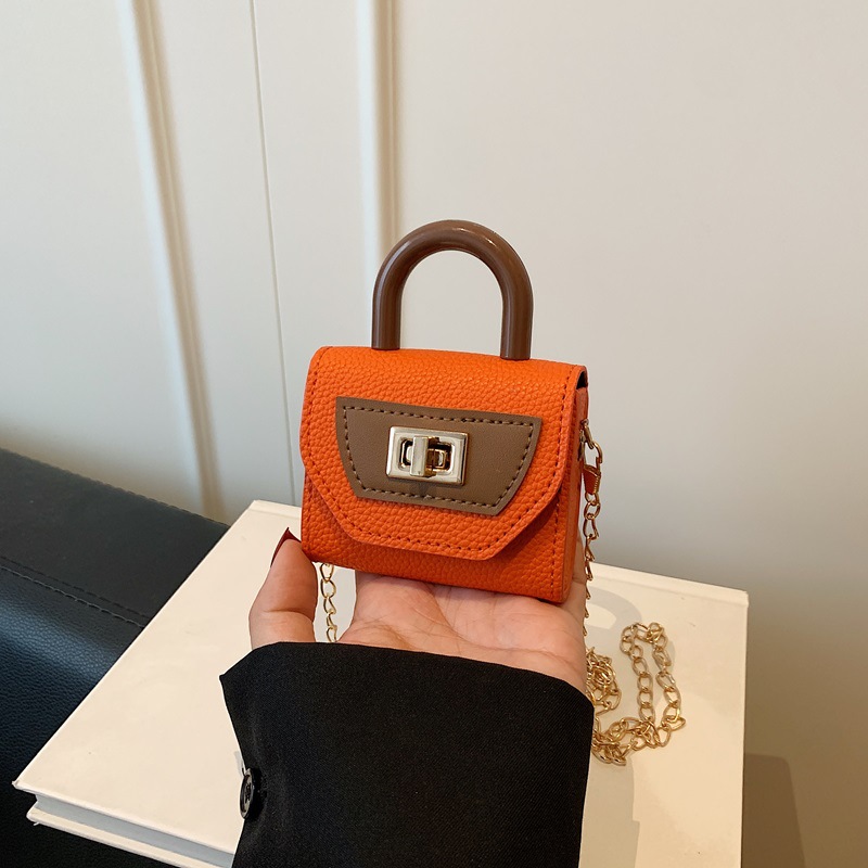 Nicho sensación cotidiana mini bolso pequeño para mujeres verano 2026 nueva moda versátil lujoso ligero bolso de lápiz labial image 1