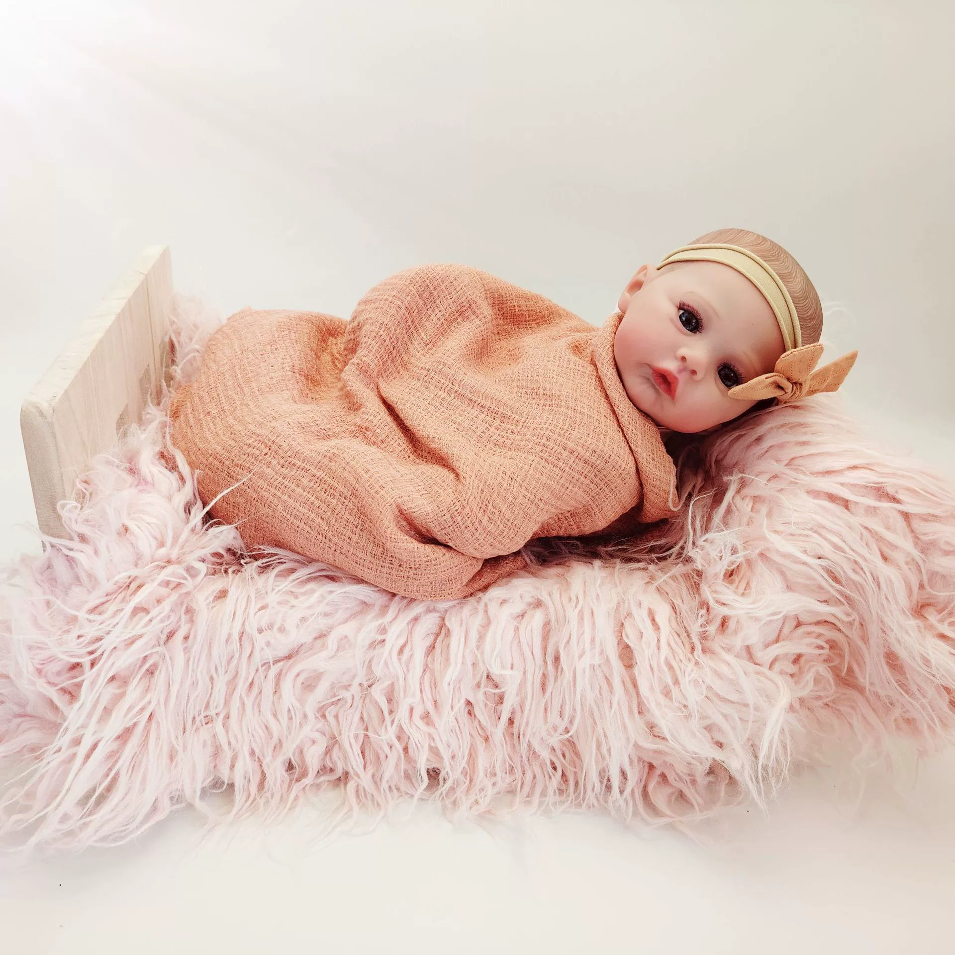 Детская полнолуние фото маленькая деревянная кровать реквизит трансграничная съемная кровать из массива дерева