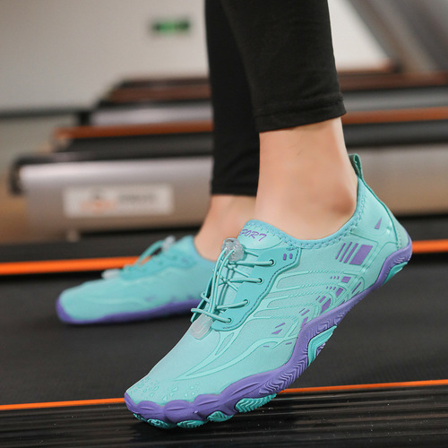 Indoor fitness jump rope and running training shoes—unisex, outdoor, breathable, non-slip, quick-drying, lightweight, and ideal for stream-tracing and hiking.