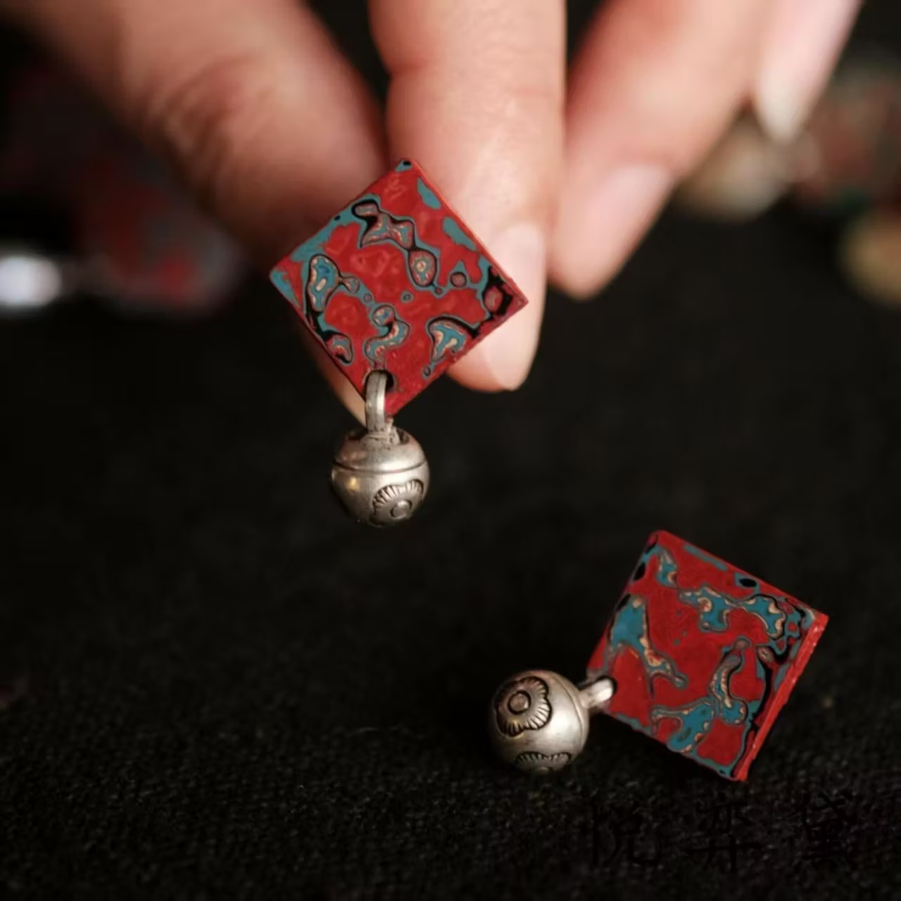 Retro square fashionable earrings