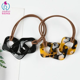 发夹;发卡;发绳