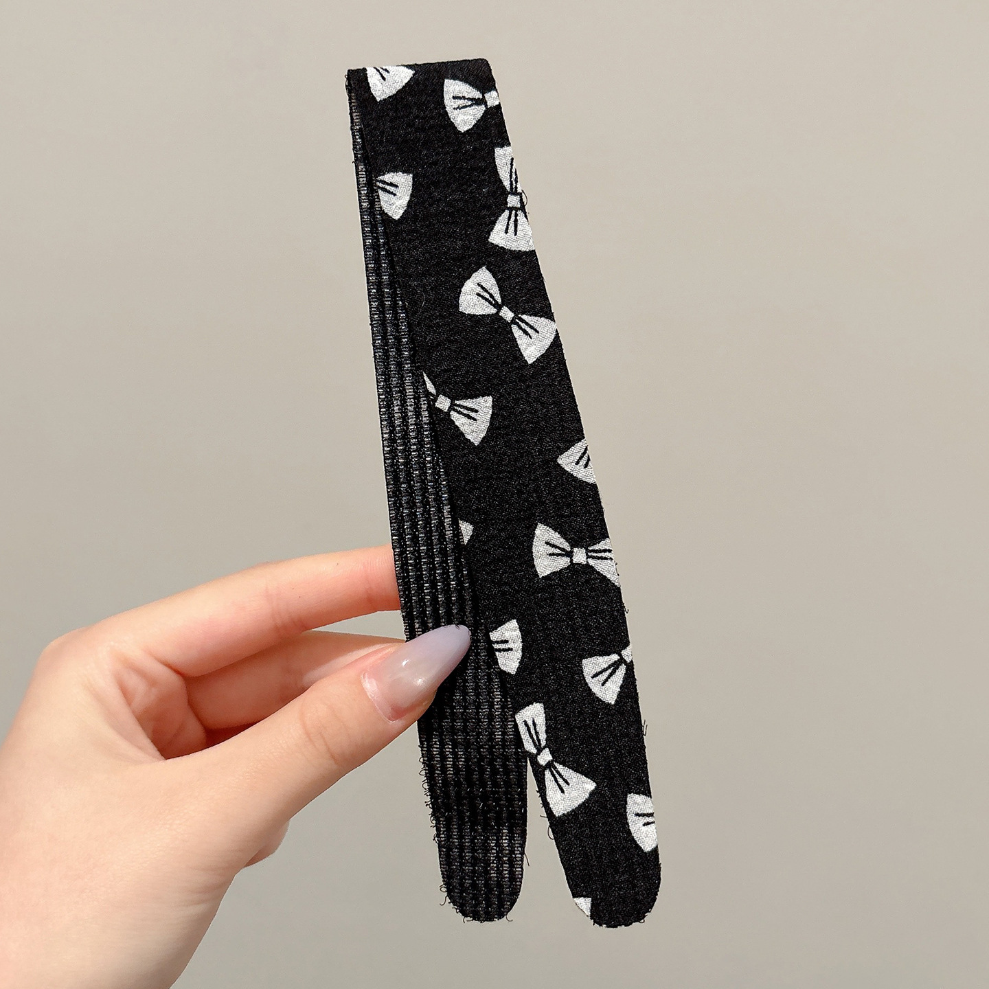 Velcro cinta de cabello frangeas de cabello roto acabado artefacto de publicación diaria uso exterior de banda de cabello universal fuera de la red banda de cabeza roja