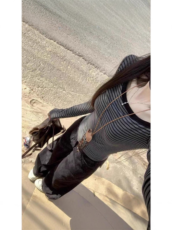 韩系斜领露肩设计感别致条纹长袖T恤女秋季修身内搭打底衫上衣ins|undefined