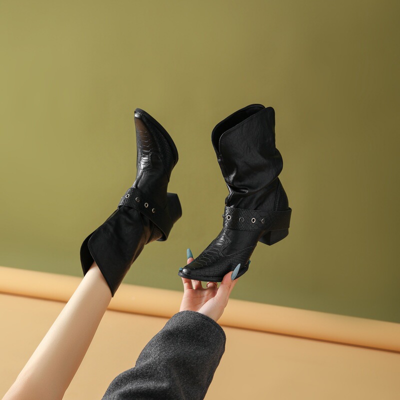 X5299 Trendy Motorcycle Boots 2026 New Vintage American Western Boots Trendy Black Pointed Toe Women's Short Leather Boots X5299 Trendy Motorcycle Boots 2026 New Vintage American Western Boots Trendy Black Pointed Toe Women's Short Leather Boots