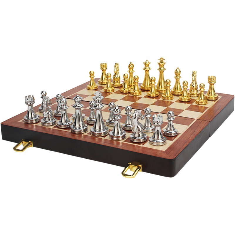 Venta directa de fábrica Ajedrez transfronterizo Piezas de metal Juego plegable Ajedrez de alta gama Ajedrez Ajedrez