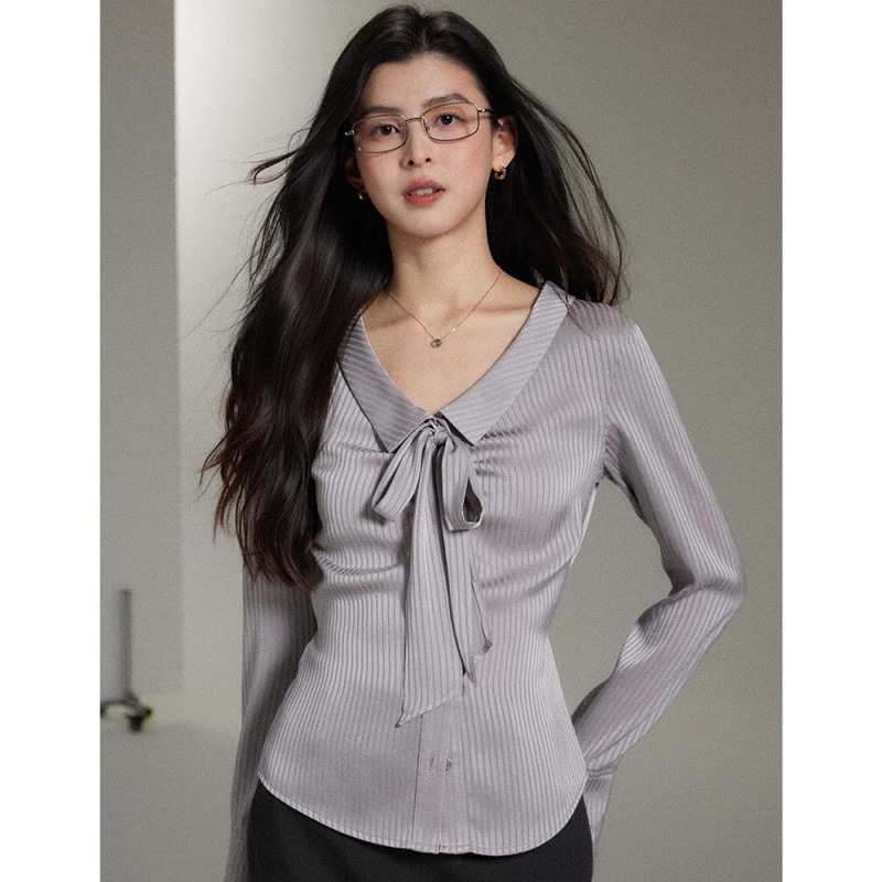 Elegant Gray Satin Striped Shirt for Women with Turn-Down Collar and Ribbon, Suitable for Work, High-End Feel Elegant Gray Satin Striped Shirt for Women with Turn-Down Collar and Ribbon, Suitable for Work, High-End Feel