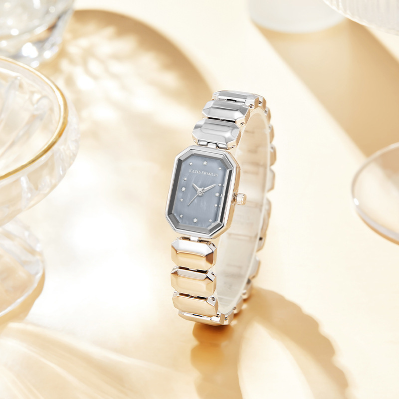 High-End Cool and Elegant Small Silver Watch with High Appearance and Exquisite Mother-Of-Pearl Cold Style Steel Strap Simple Niche Trendy Watch