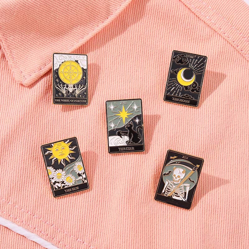 Tarot broche de la tarjeta insignia del metal uniforme collar pin botón cintura cierre comentarios bolsa accesorios ramillete bufanda hebilla