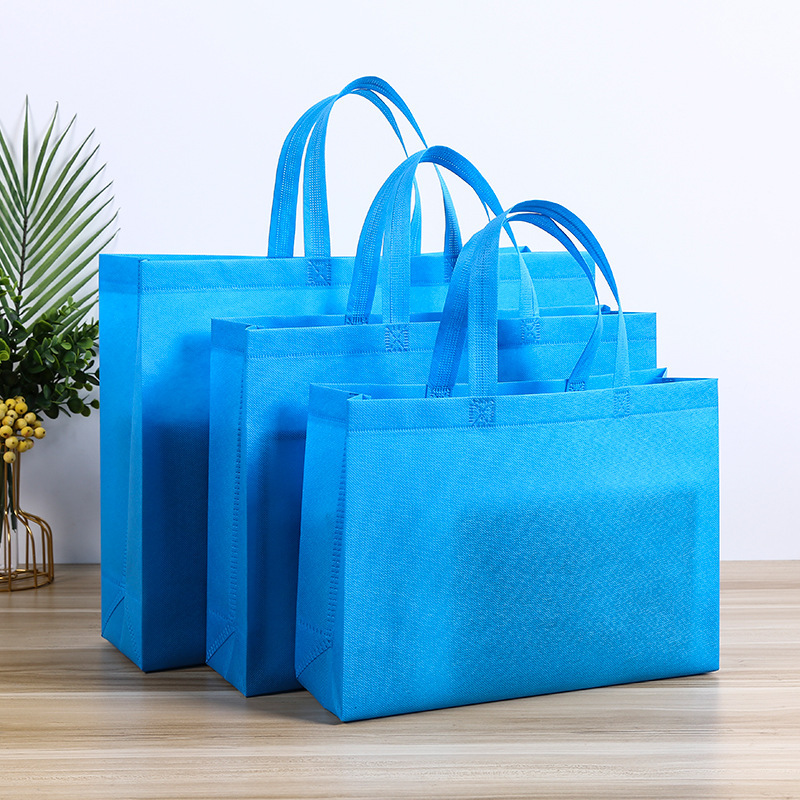 スポット不織布バッグ、高級衣料品ロゴショッピングバッグ、広告衣料品店、ポータブルギフトバッグのカスタマイズ|undefined