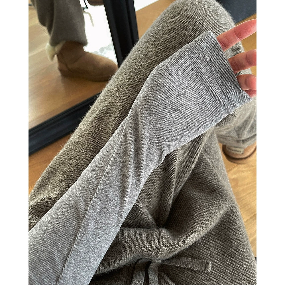 Новинка осени и зимы, простая футболка в Корейском стиле с высоким воротником и длинным рукавом, мягкий приятный для кожи приталенный Повседневный приталенный внутренний Топ для женщин