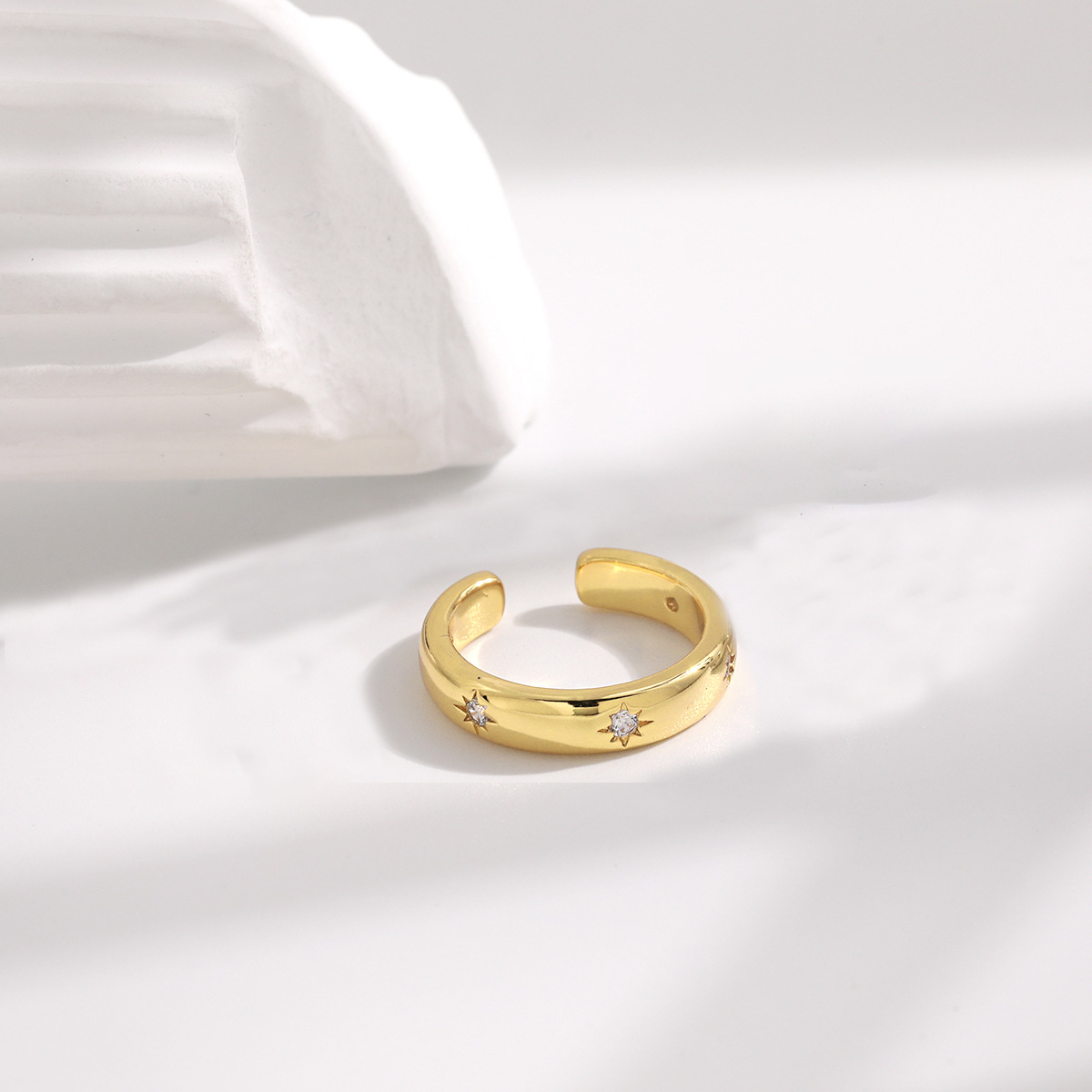 Korean Style INS Open Ring Plated 18k Gold Couples Simple Versatile Premium Niche Design Luxury Light Hand Ring