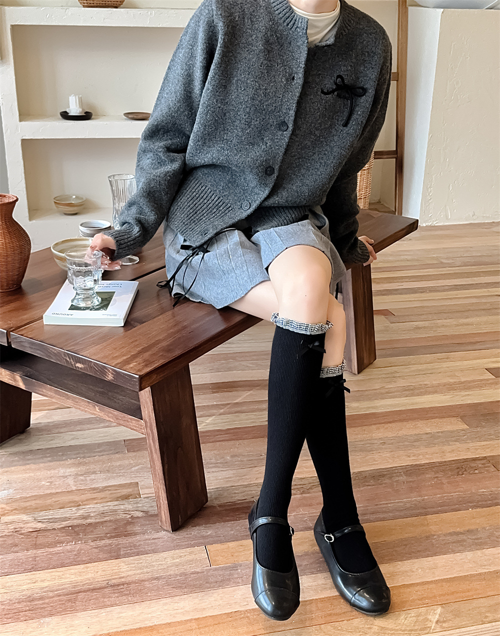 Calzini autunnali e invernali Miu Bow Ankle, calzini lunghi da donna in pile tubolare con motivo verticale in pizzo stile foresta_voghion.com