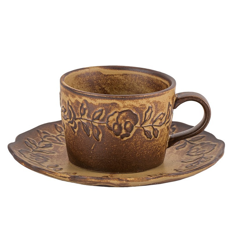 Antigua rima completa [Corazón-movimiento de un vistazo] antigua taza de café en relieve y platillo taza de gres de lujo de estilo europeo