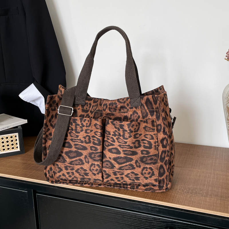 Capacious solid color fashionable retro bag one shoulder