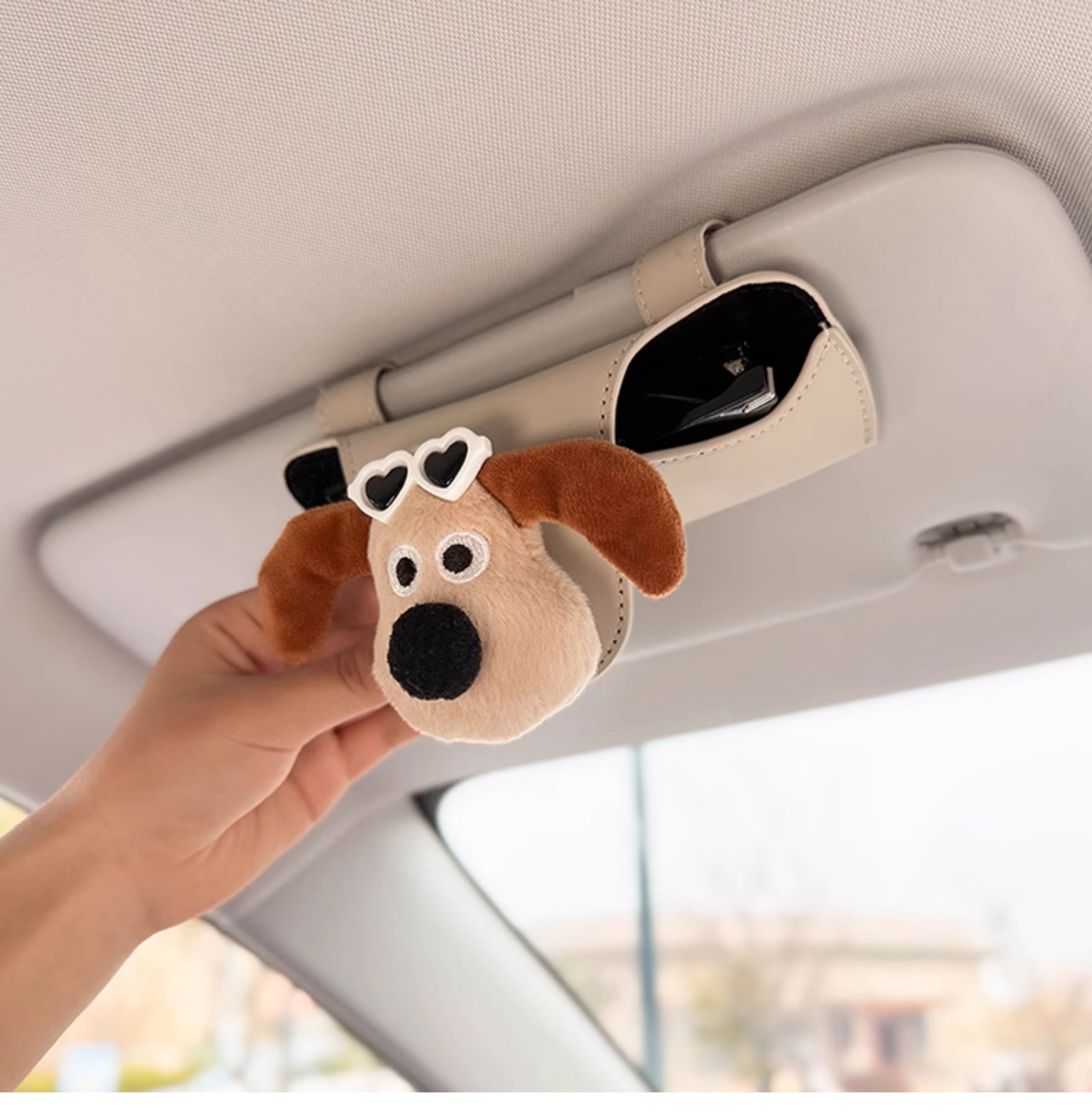 Car-Mounted Glasses Case, Special Sunglasses Holder for Car Interior, Sunglasses Storage Box, Sun Visor Magnetic Holder, Cute for Women