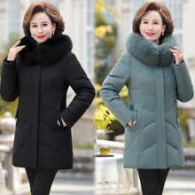 2025年新款冬白鸭绒妈妈羽绒服女士中长款时尚洋气大毛领中年外套