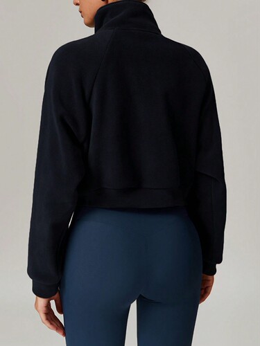 Autumn and winter temperament stand-neck sports coat, long-sleeved, figure-fitting, all-matching, polar velvet large pockets, loose casual top