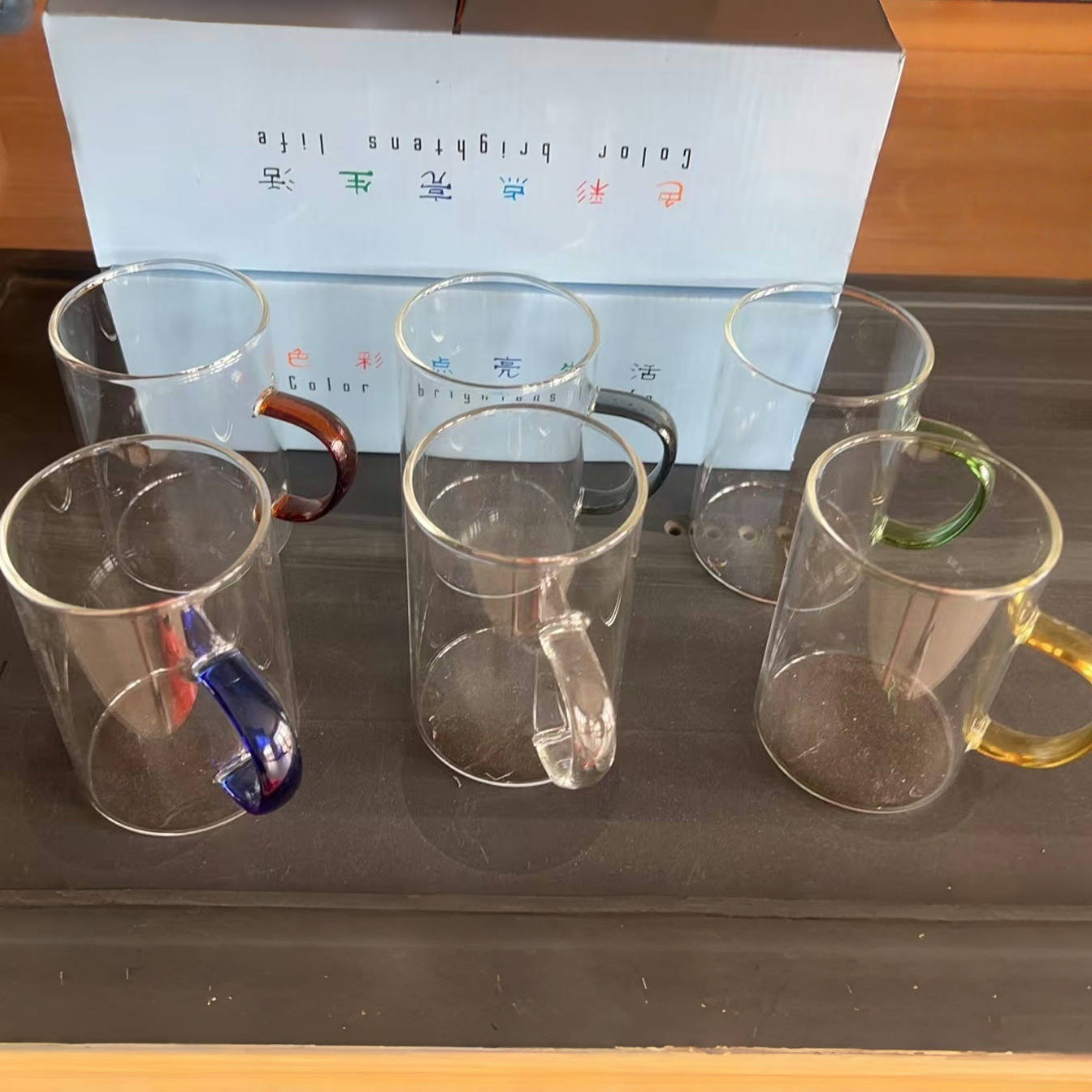 상자에 6개 조각