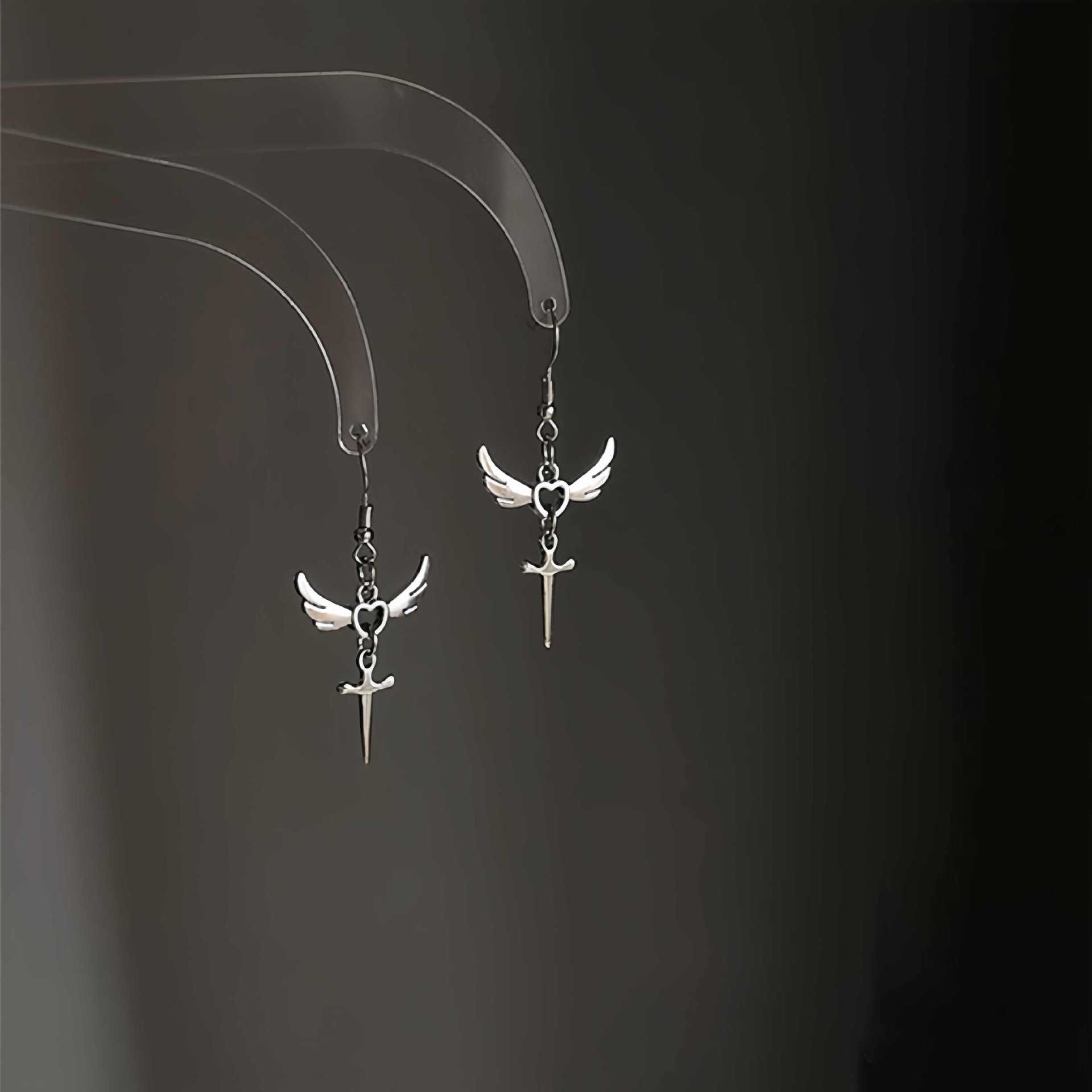 French Retro Angel Wings Heart-Shaped Sword Earrings for Women, Niche Light Luxury Design Earrings, High-End Earrings