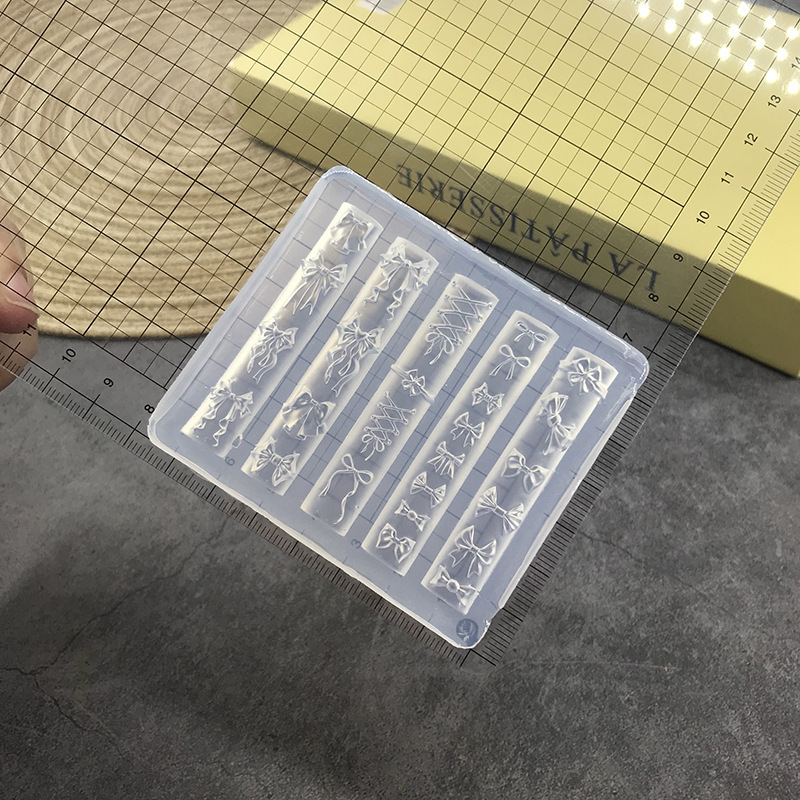 跨境批发蝴蝶结硅胶美甲模具立体链条串珠浮雕花纹穿戴甲装饰工具|undefined