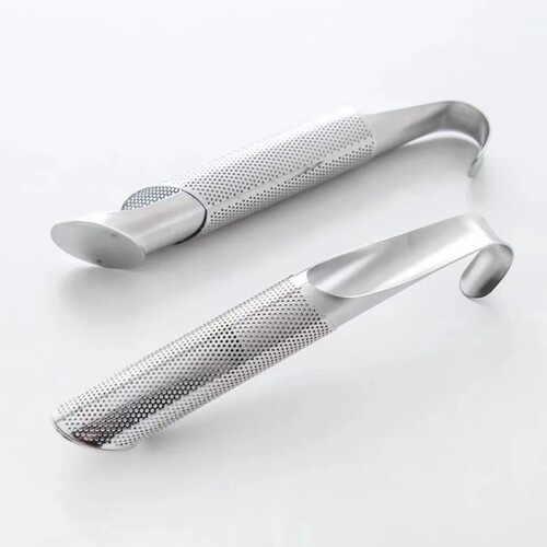 Factory direct sales stainless steel pipe tea maker creative hand hanging pipe type tea drain tea filter wholesale