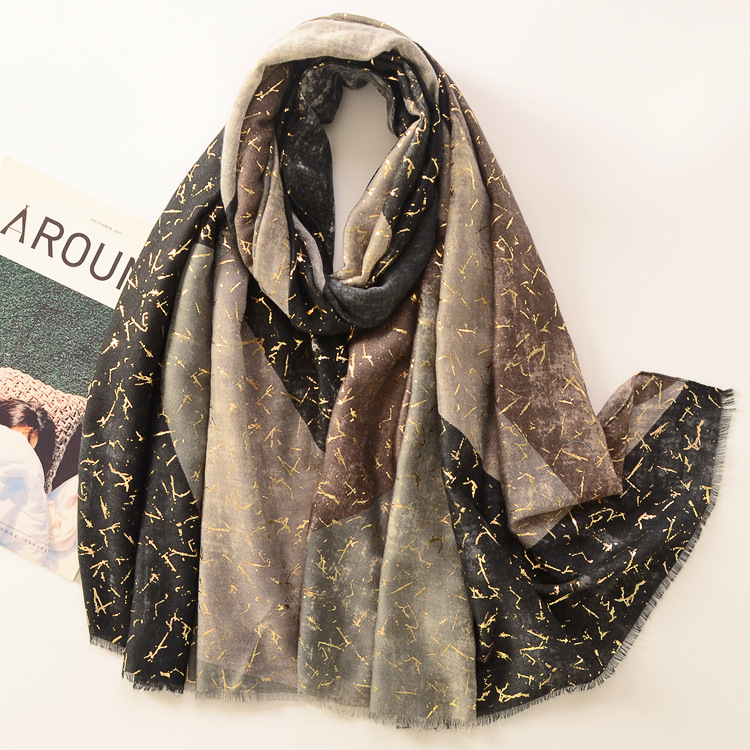 Comercio exterior nuevo diamante geométrico bronceado suave satén bufanda de algodón viaje protección solar cálido chal de algodón y lino sensación bufanda