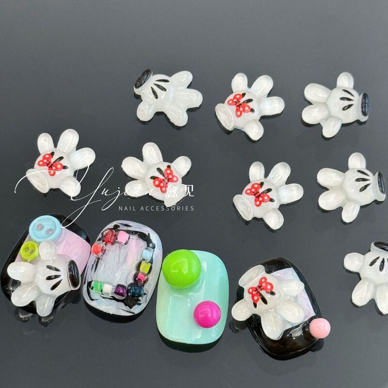 10X11Mm Mickey and Minnie Gloves Nail Jewelry Cute Cartoon Stereo Small Hand Resin Manicure Creative Decoration