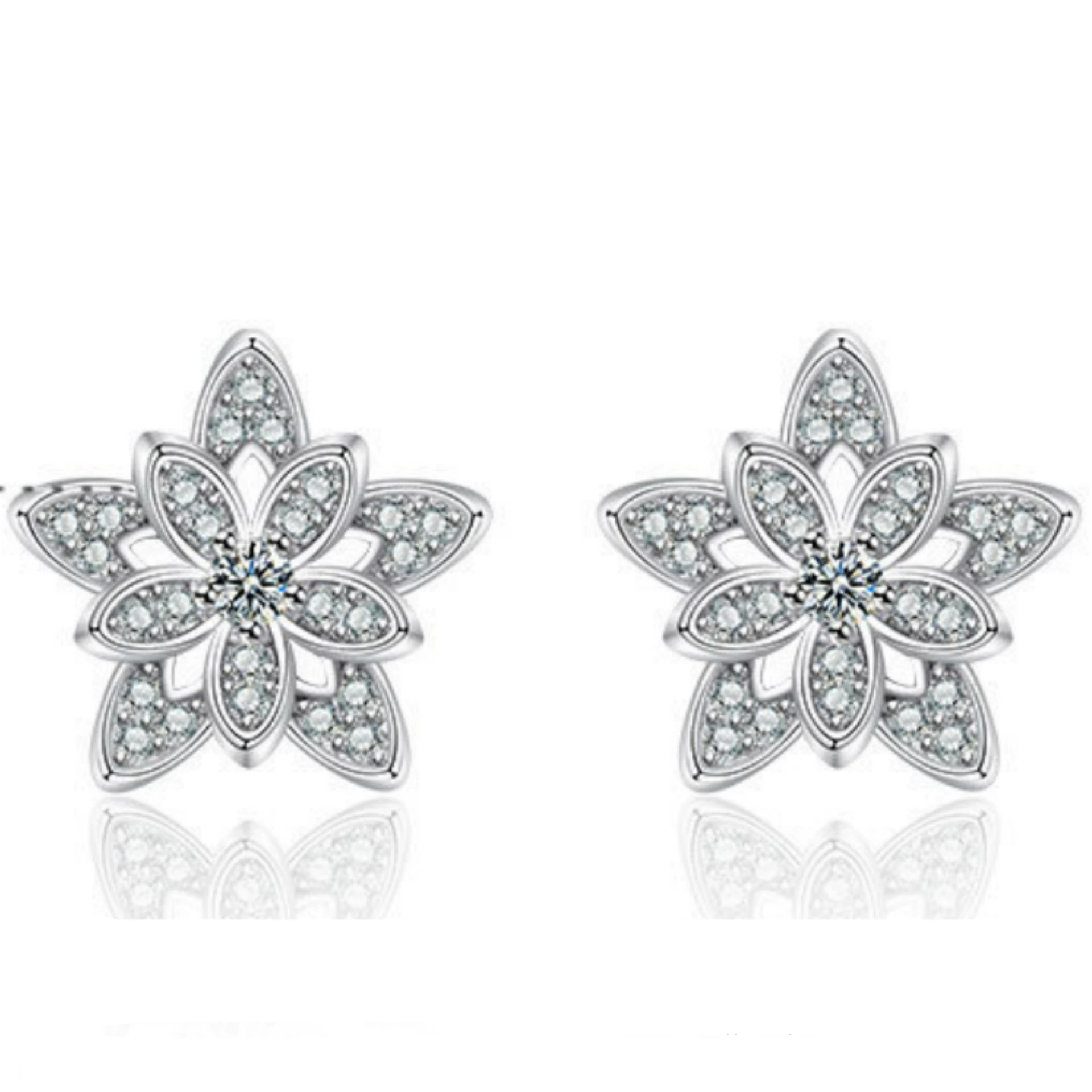Christmas zirconium, earrings, hydrolate, new collection, with snowflakes, diamond encrusted, flowered