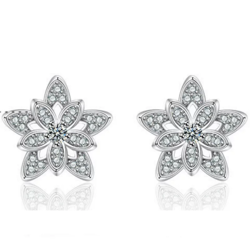 Christmas zirconium, earrings, hydrolate, new collection, with snowflakes, diamond encrusted, flowered