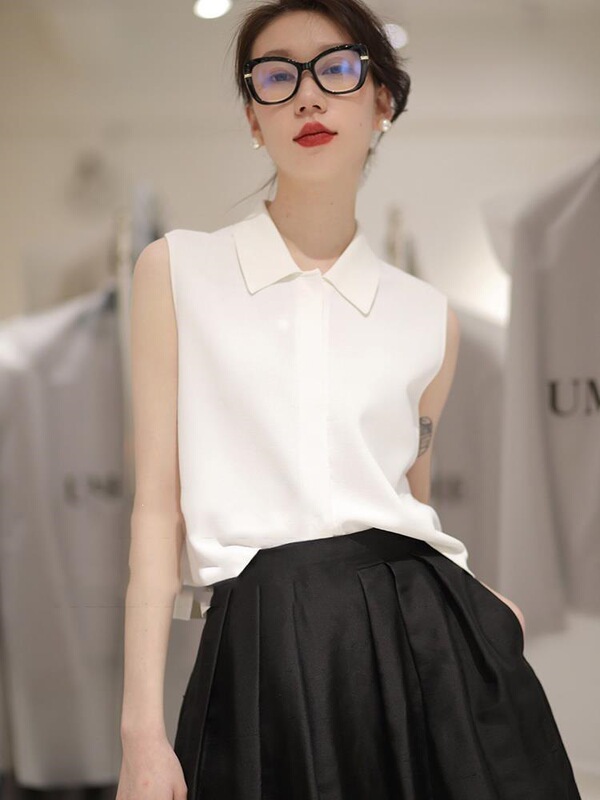 Cos Women's Clothing Spring and Summer New Style Chic Design Simple Small Lapel Sleeveless Shirt Knitwear Chic Top 2023